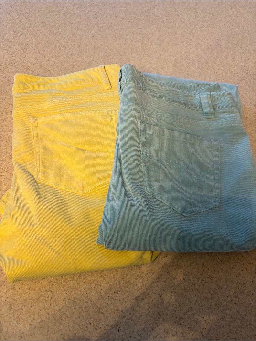 Vineyard Vines Bright Yellow and Aqua Corduroy Pants size 8